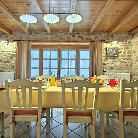 Villa Baderna 度假居
